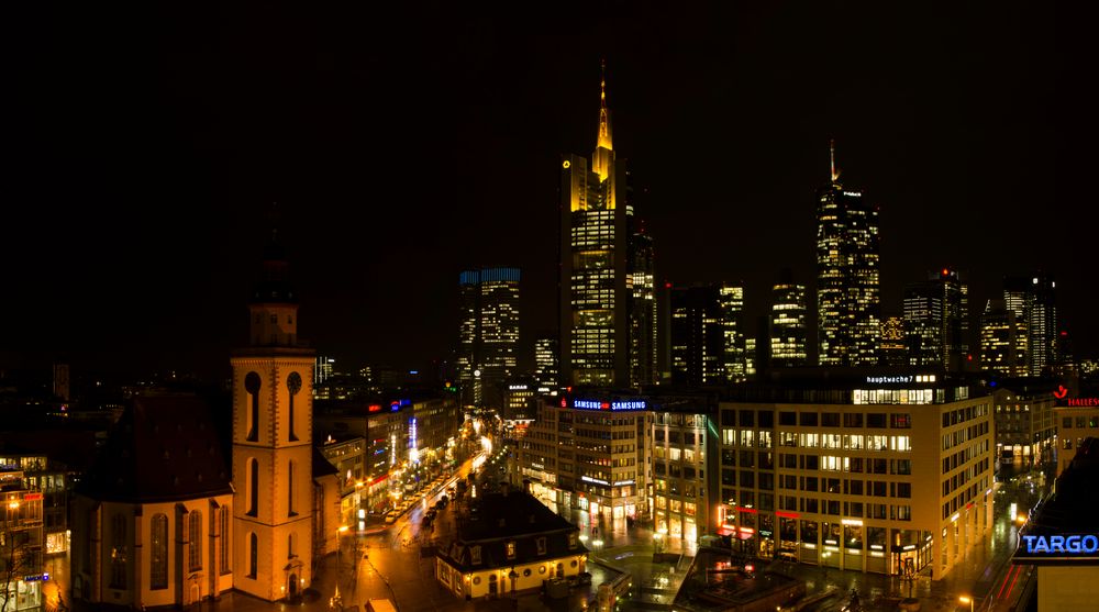 Frankfurter Innenstadt: Hauptwache und Skyline