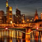 Frankfurter Skyline am Abend