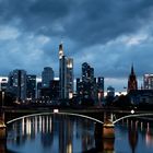 Frankfurter Skyline bei Nacht-2