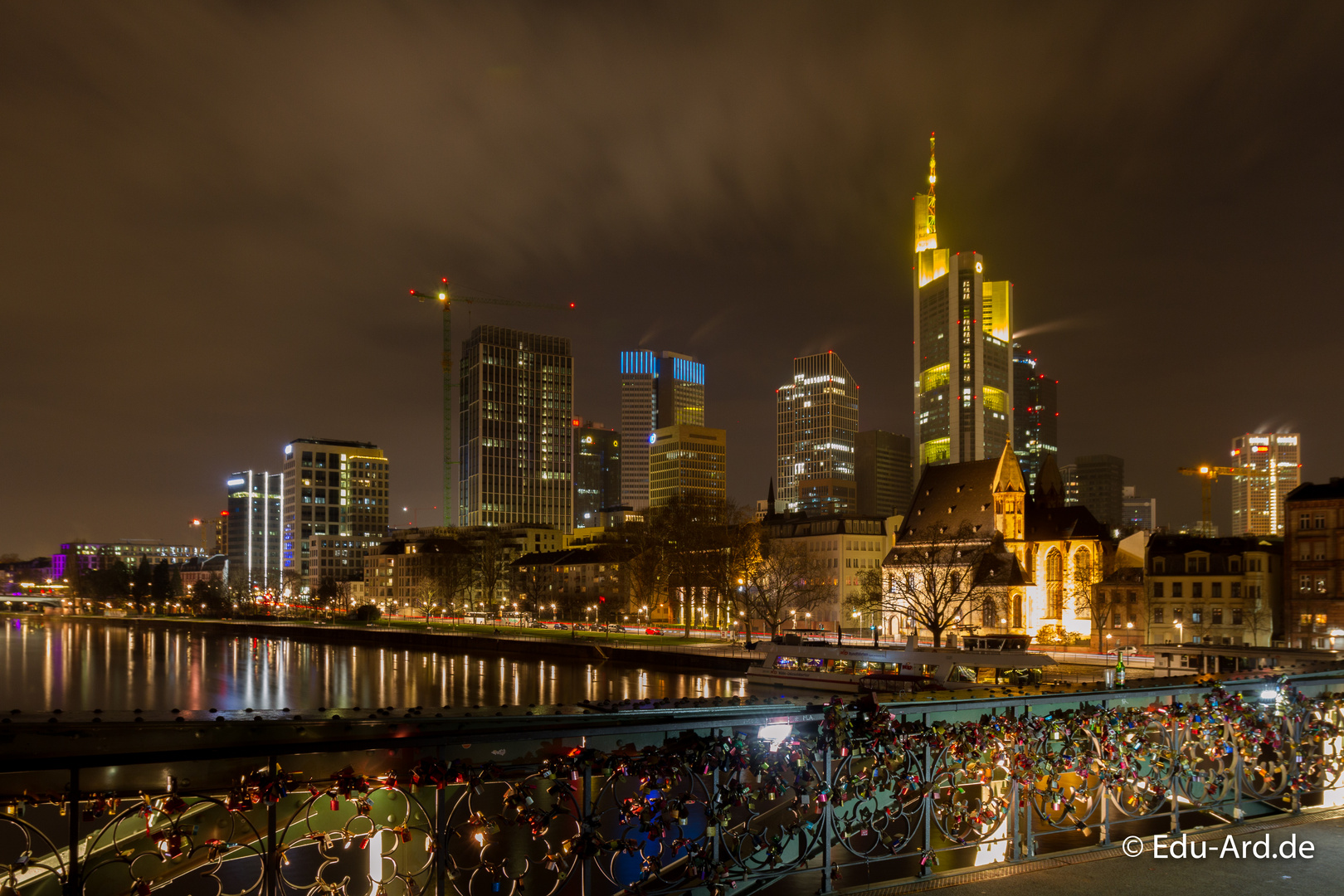 Frankfurter Skyline bei Nacht!