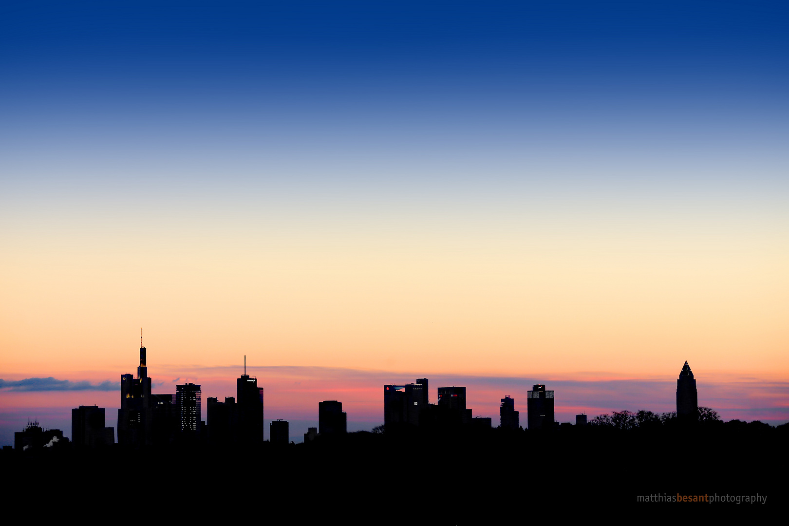 FRANKFURTER SKYLINE