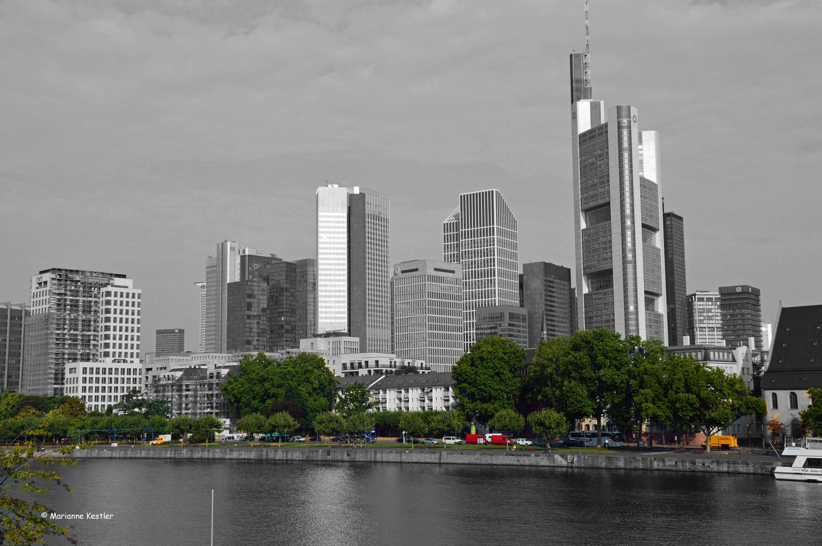 Frankfurter Skyline im September