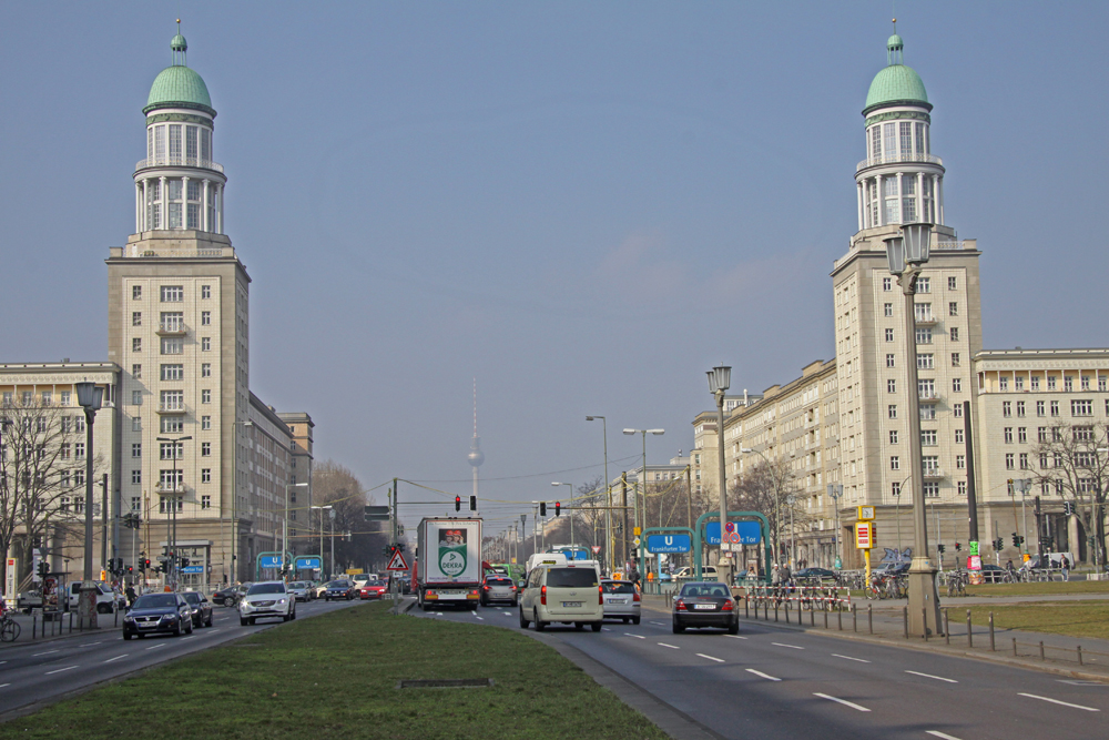 Frankfurter Tor, Berlin