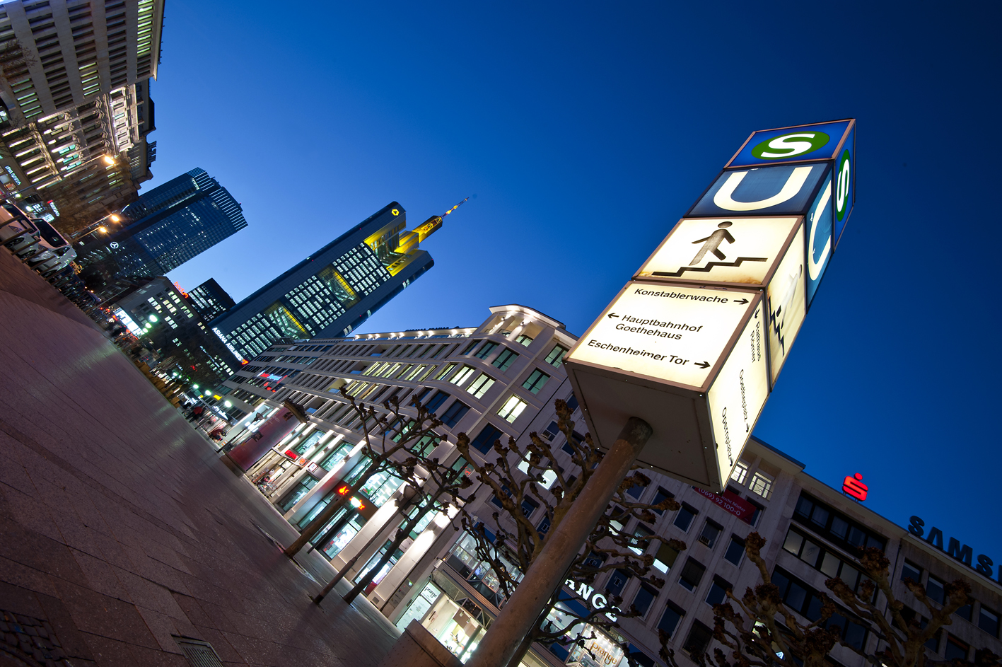 Frankfurt/Main - Blaue Stunde I