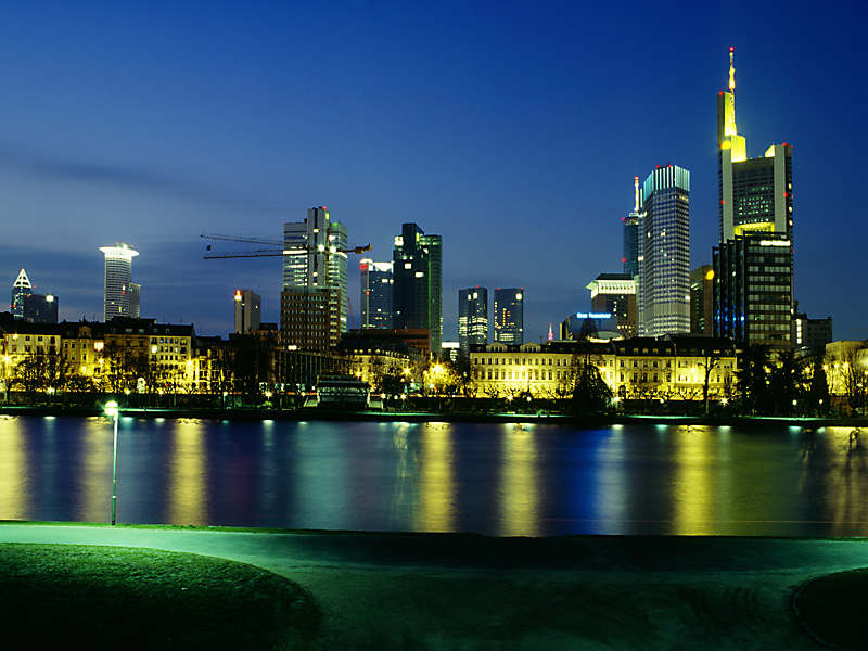 Frankfurt/Main - Skyline am Abend
