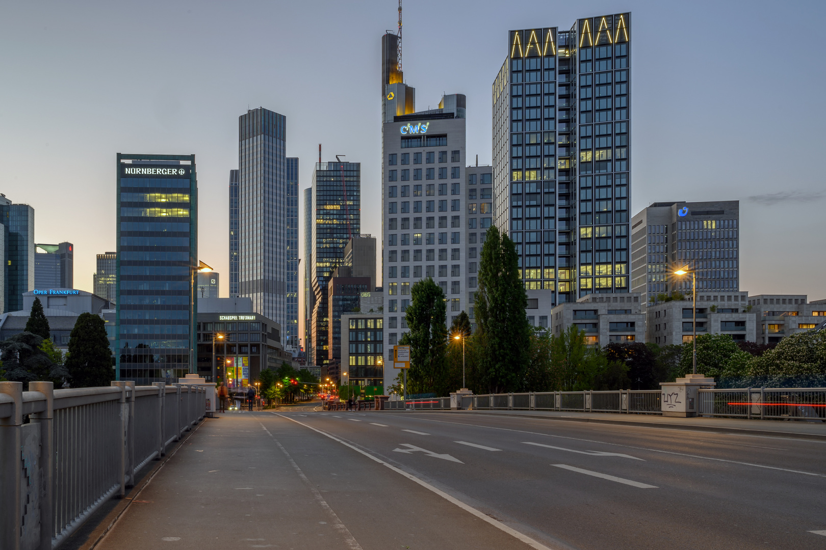 Frankfurt/Main Skyline II