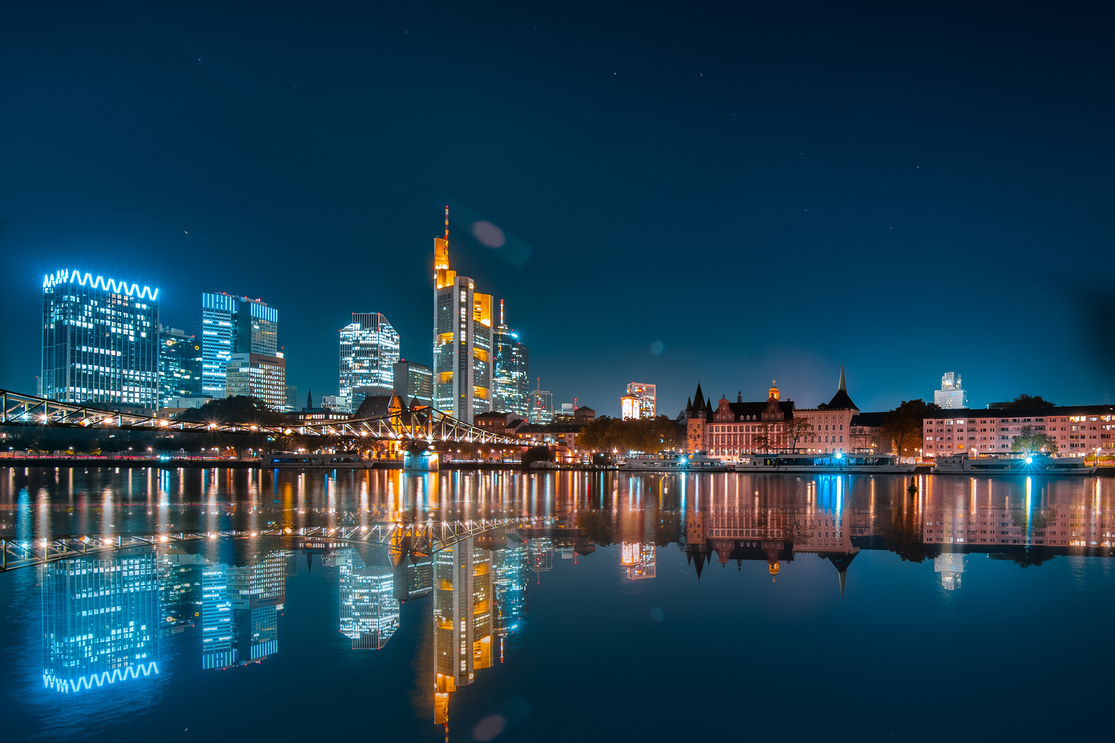 Frankfurt_Skyline-1021_4233