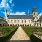 Frankreich 2017: Loire, Abbaye Royale de Fontevraud, Kreuzgang und Klosterkirche