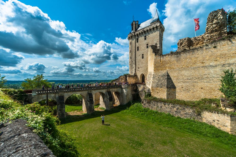 Frankreich 2017: Loire, Chateau Chinon Foto & Bild | france, world