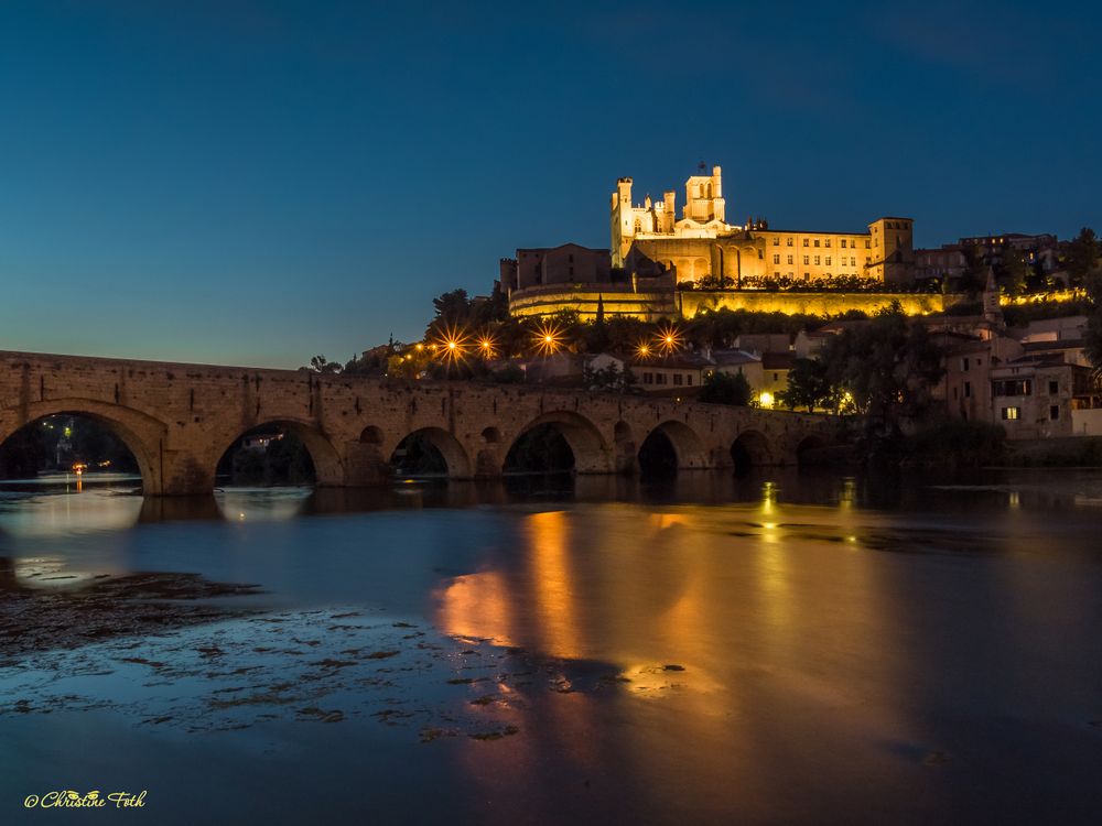 Frankreich - Beziers am Abend