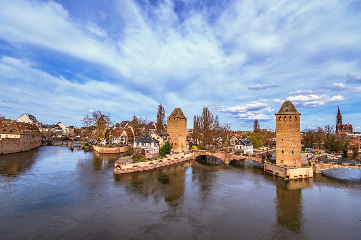 FRANKREICH : PONTS COUVERTS BRÜCKE - STRASBOURG