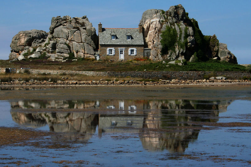 Frankreich: ... und von mir nun auch noch: das Haus zwischen den Felsen