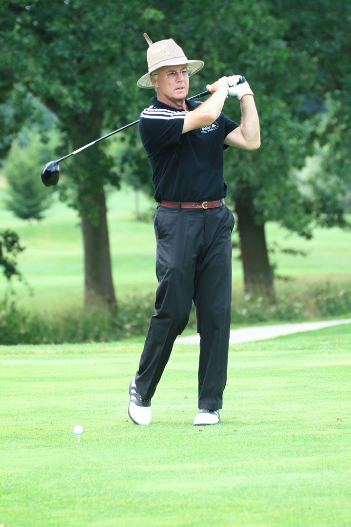 franz beckenbauer beim kaiser cup 2009