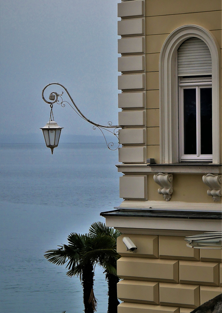 Franz-Josph I promenade, Opatjia