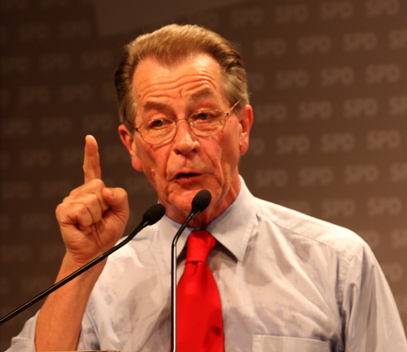 Franz Müntefering (SPD) bei seinem Wahlkampfauftritt in München 3.9.08 Hofbräukeller