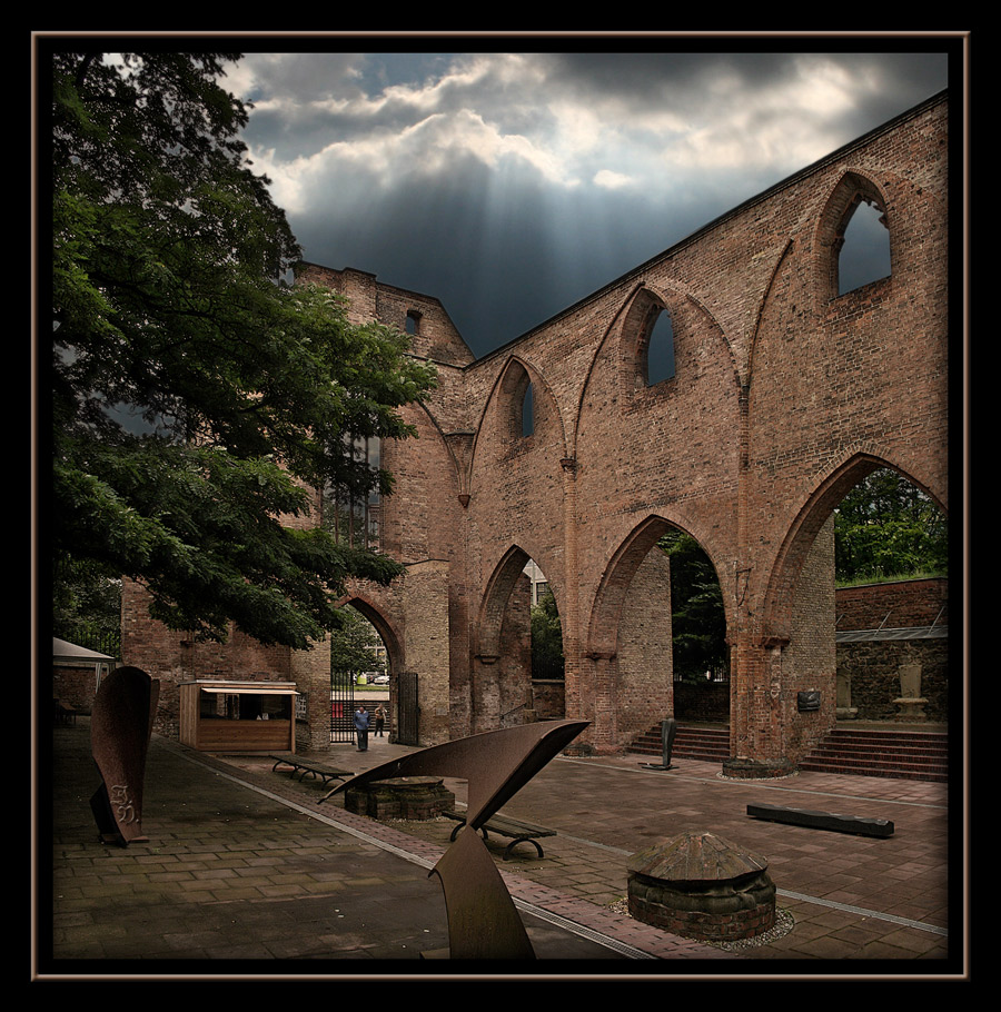 Franziskanerkloster-Ruine (4)