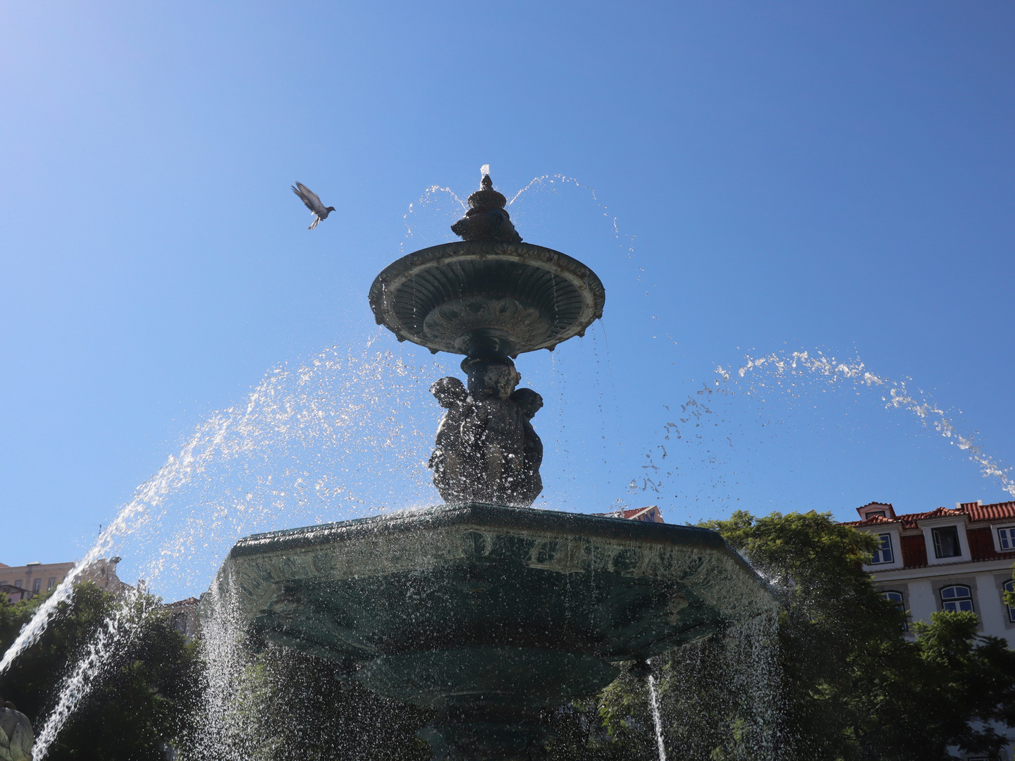 Französischer Brunnen in Lissabon