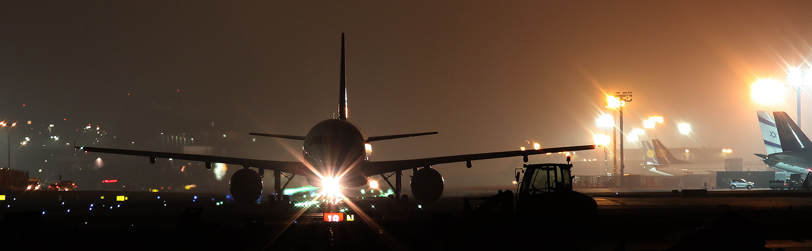 FRAPORT @ NIGHT