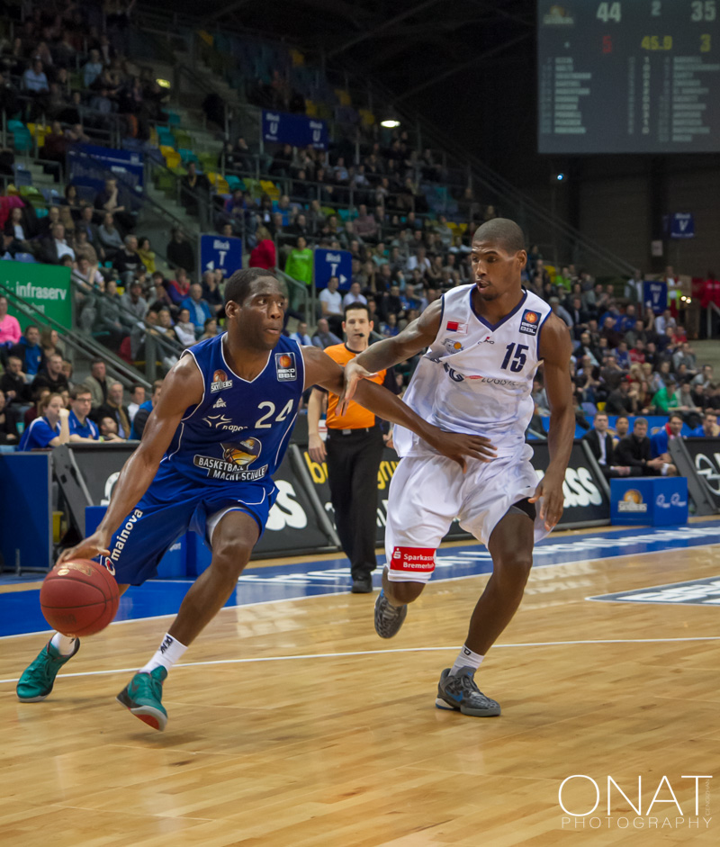 FRAPORT SKYLINERS - Eisbären Bremerhaven