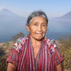 Frau am Atitlan See