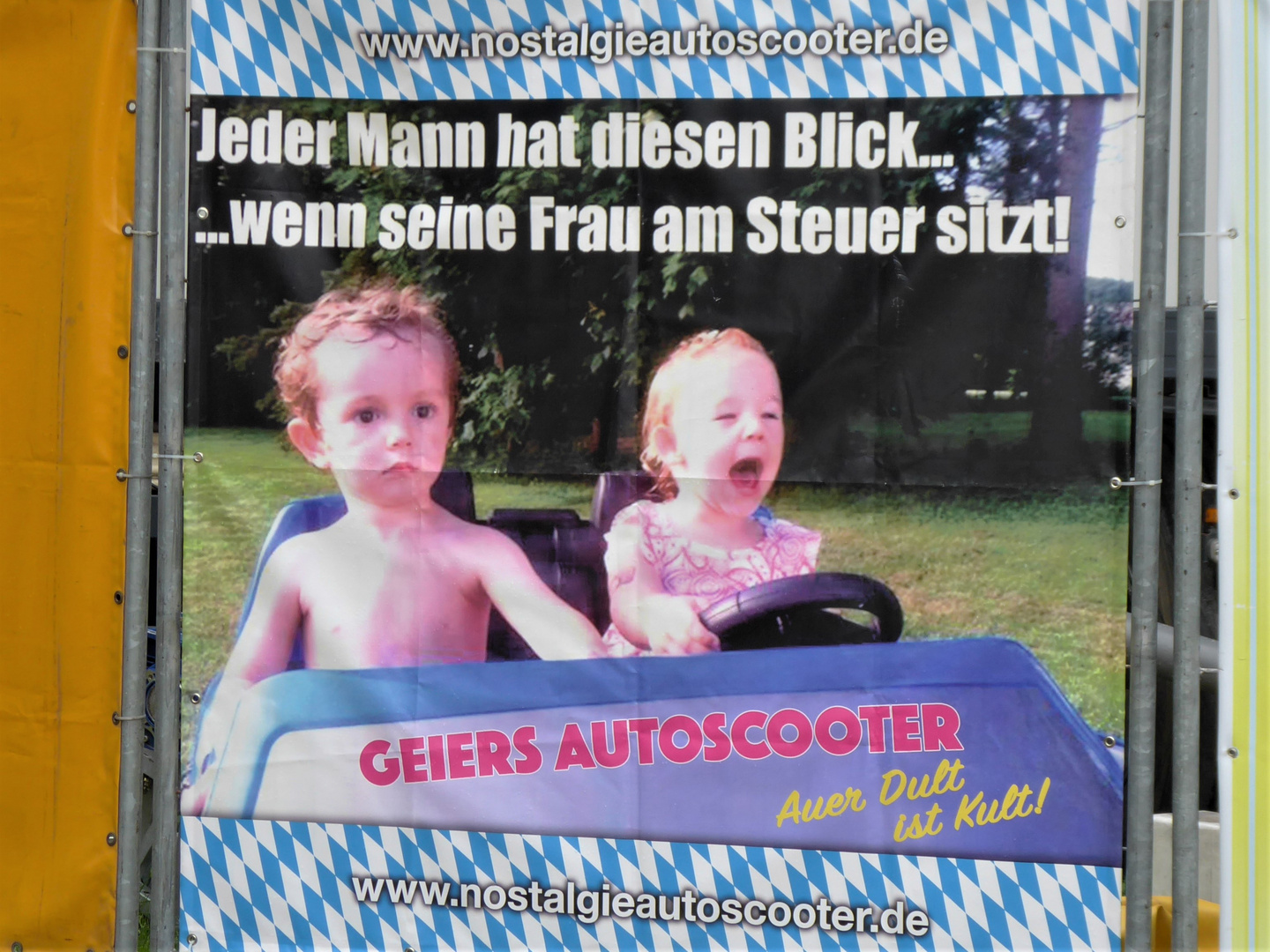 Frau am Steuer....