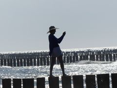 Frau am Strand