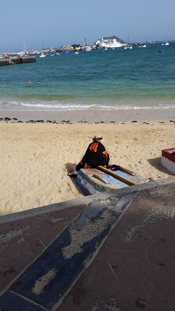 Frau am Strand2