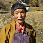 Frau auf dem Land, Bhutan 