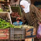 Frau auf dem Markt