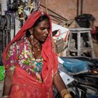 Frau auf dem Markt von Bikaner