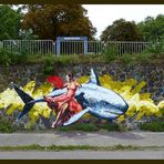 Frau auf Fisch