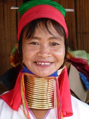 Frau des Begvolkes Karen-Padaung
