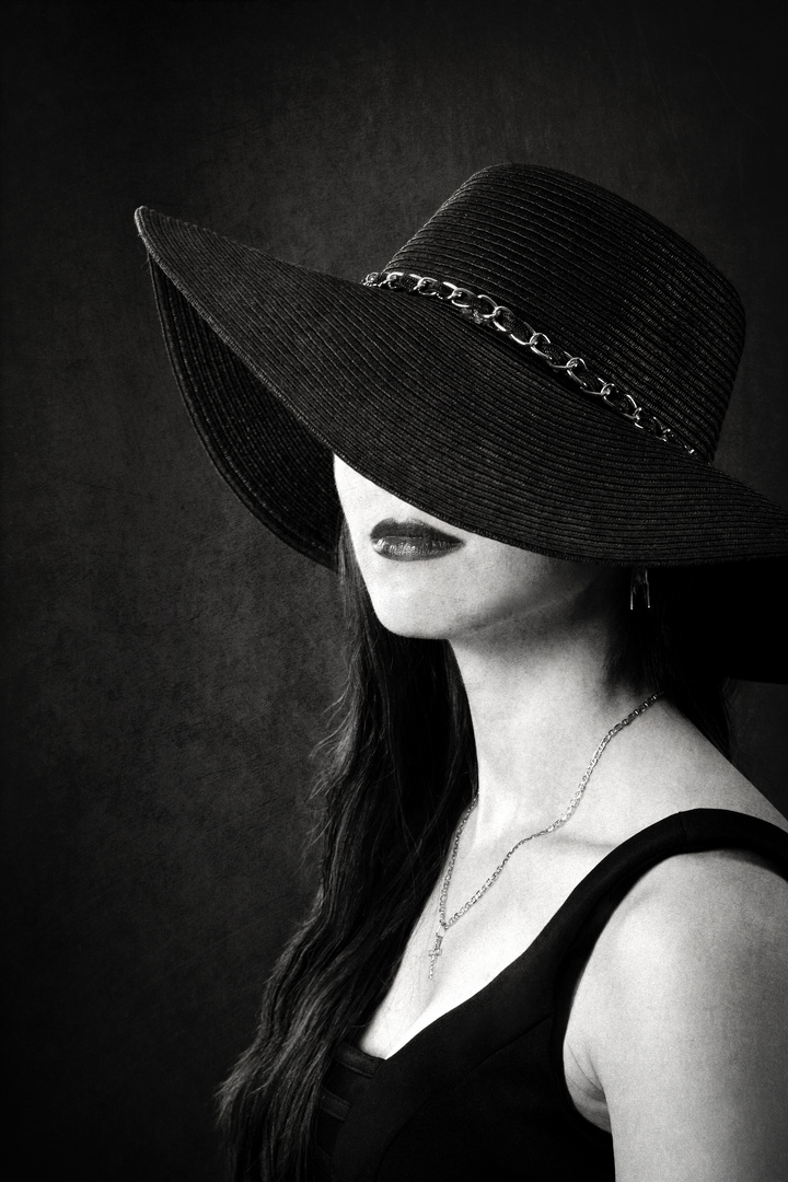 Frau Im Hut Schwarz Foto Bild Fashion Hutmode Portrait Bilder Auf Fotocommunity