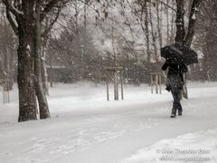 Frau im Schnee