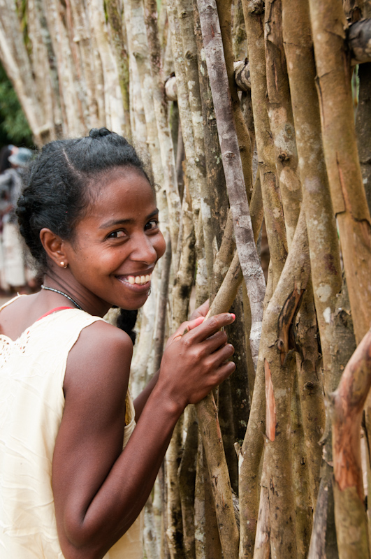 Frau in Ampanotoamaizina, Madagaskar