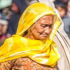 Frau in Old Delhi