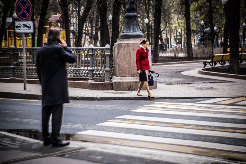 Frau in Rot