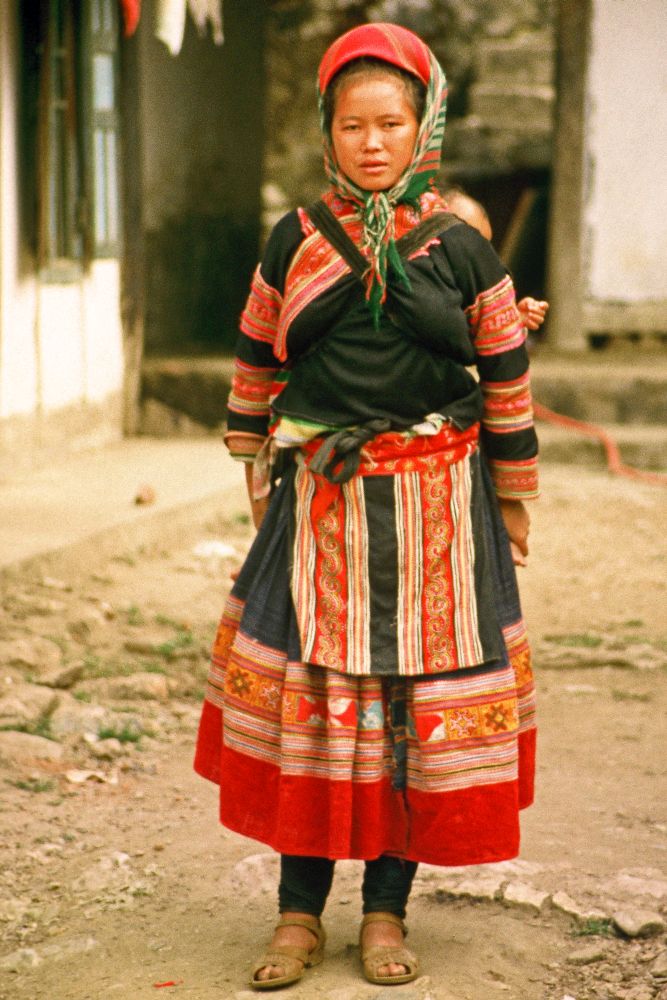 Frau in traditioneller Tracht