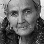 Frau in Uzbekistan