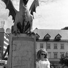 Frau mit Drache