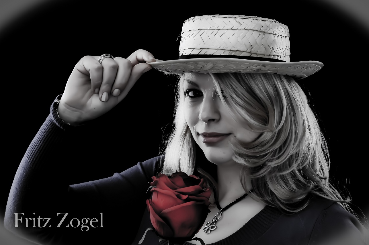 Frau mit Hut. Foto &amp; Bild portrait, portrait frauen, menschen Bilder