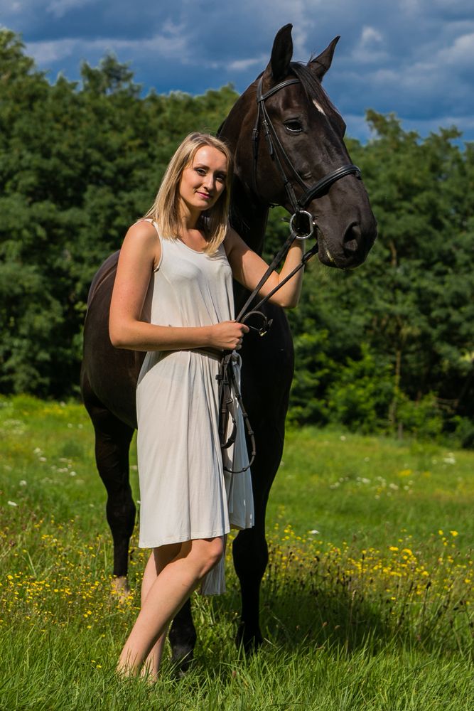 Frau mit Pferd Foto & Bild | portrait, portrait frauen Frau mit Pferd Foto & Bild | portrait, portrait frauen
