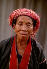 Frau vom Stamm der Palaung oder T