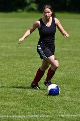 Frauen beim gemischen Fußballtunier