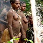 Frauen der Kurowoi in Papua