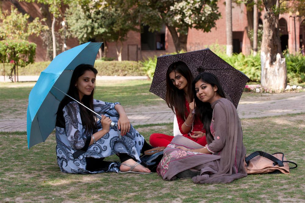 Frauen für Pakistan - Kinnaird College for women