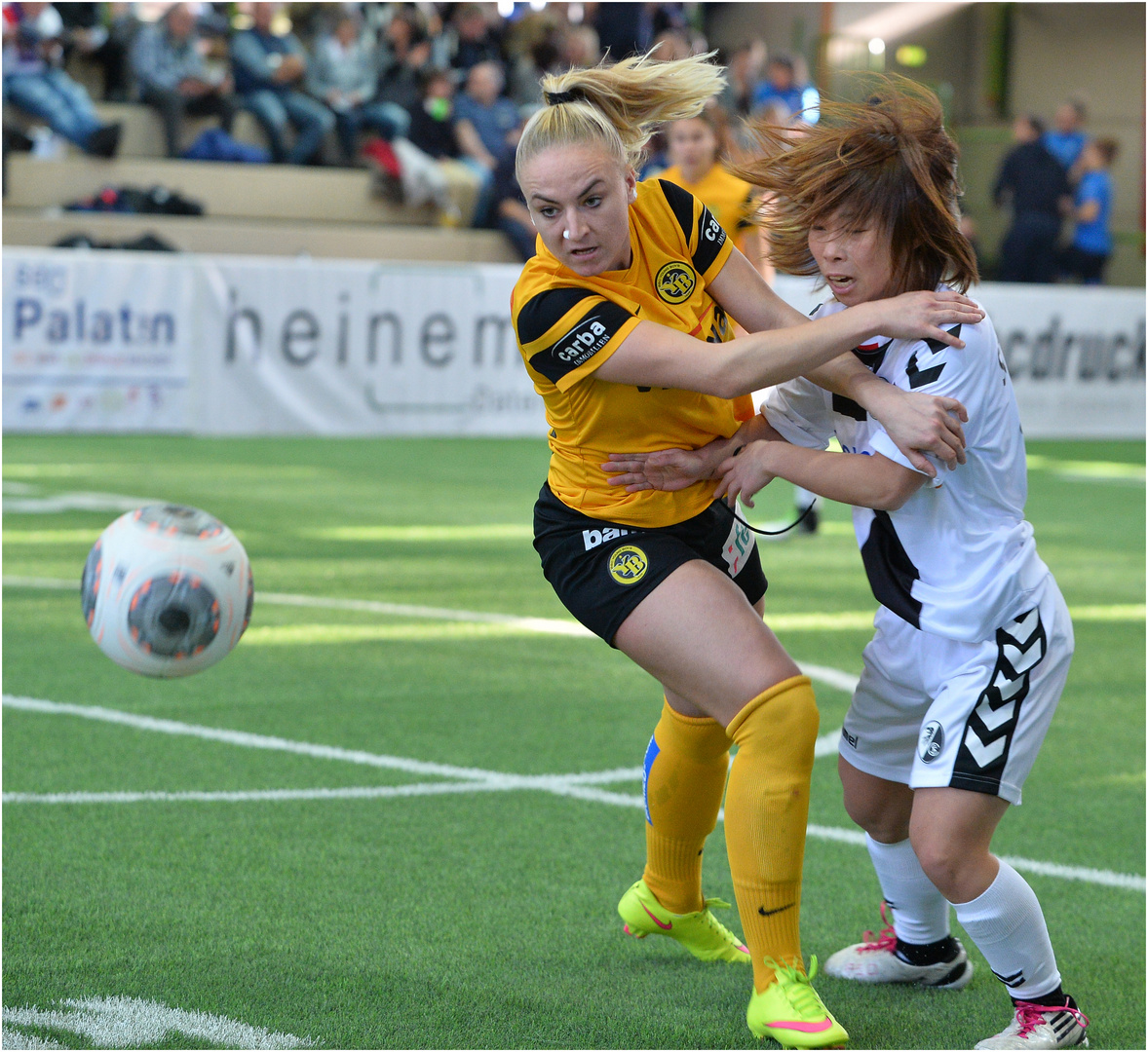 Frauen-Fußball