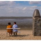 Frauen Gespräche am Kurhaus Strand