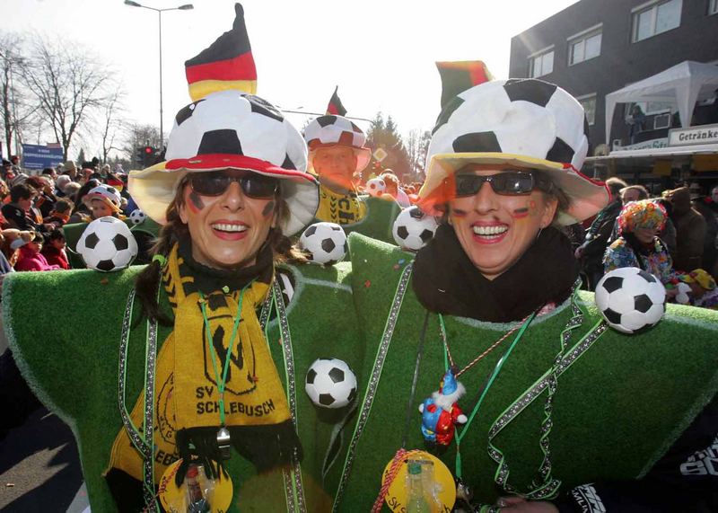 Frauenfußball von Uwe Miserius