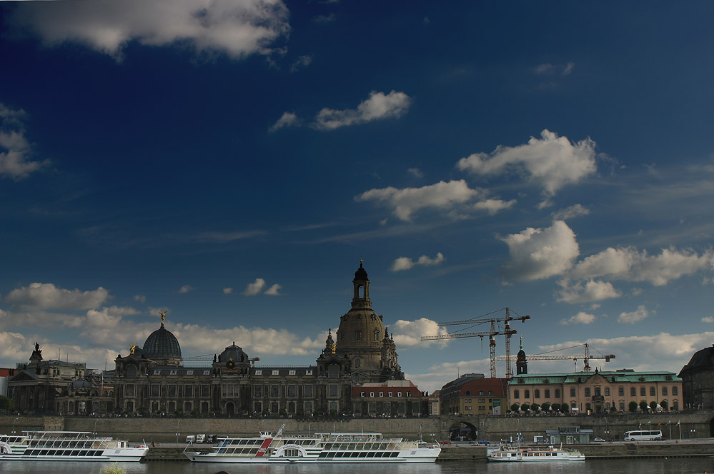 frauenkirche am späten nachmittag